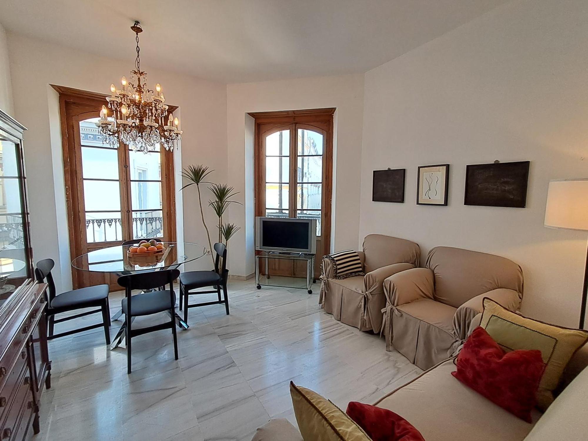 Apartamentos Almirante Hoyos Seville Ngoại thất bức ảnh