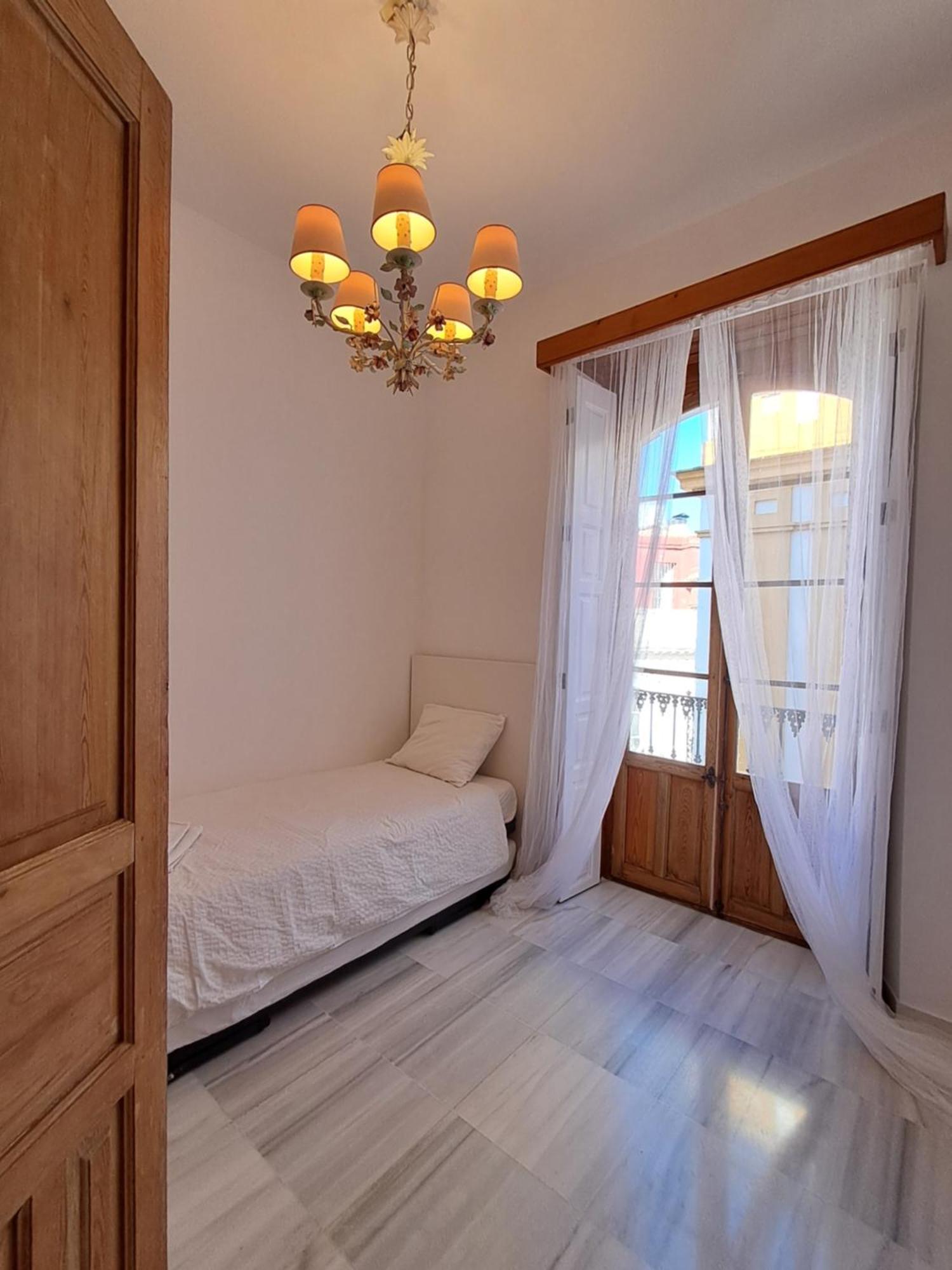 Apartamentos Almirante Hoyos Seville Ngoại thất bức ảnh