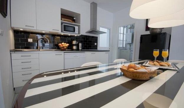 Apartamentos Almirante Hoyos Seville Ngoại thất bức ảnh