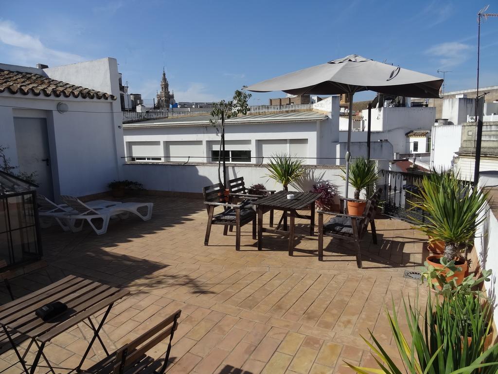 Apartamentos Almirante Hoyos Seville Ngoại thất bức ảnh
